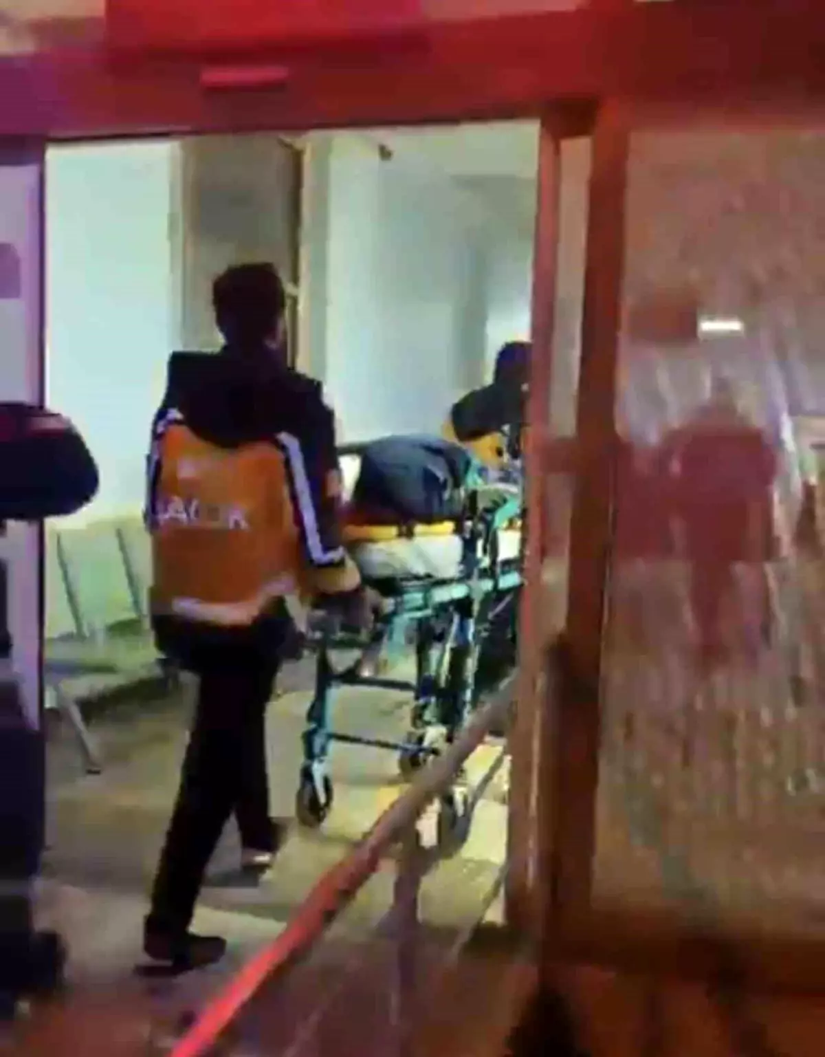 Kahta\'da Trafik Kazası: 5 Yaralı