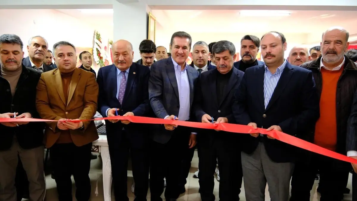 Otlukbeli İlçesi Kültür ve Yardımlaşma Derneği açıldı