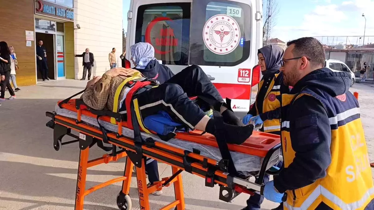 İnegöl\'de Traktör Altında Kalan Şoför Ağır Yaralandı