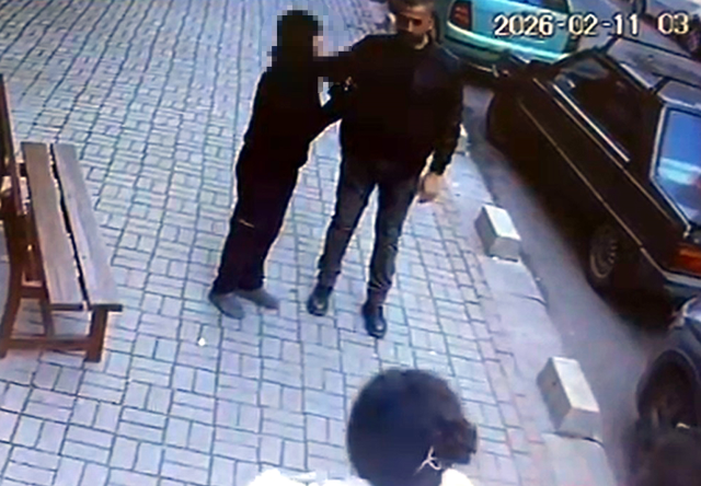 Terzi Fatma, hırsızlık şüphelilerine direndi: Tokatlayıp dışarı attım Terzi Fatma, hırsızlık şüphelilerine direndi: Tokatlayıp dışarı attım