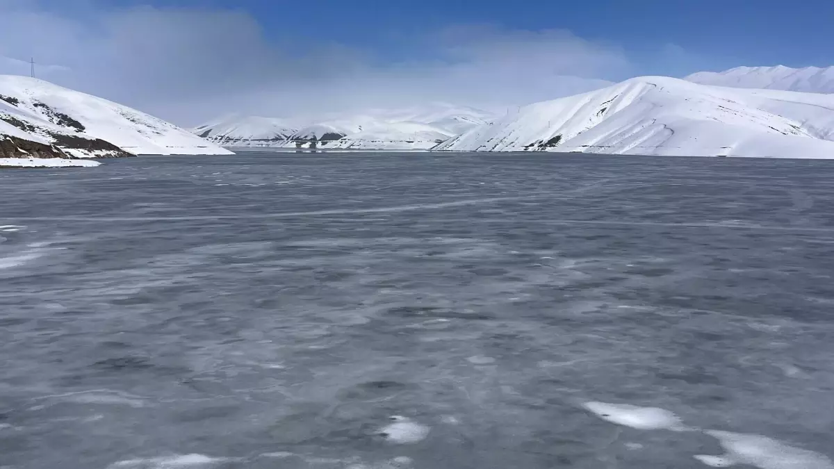 Dilimli Baraj Gölü Buz Tutdu