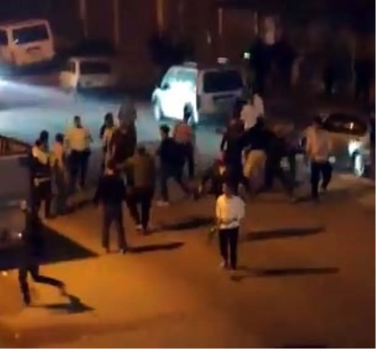Gaziantep\'te Taşlı Sopalı Kavga: 9 Yaralı