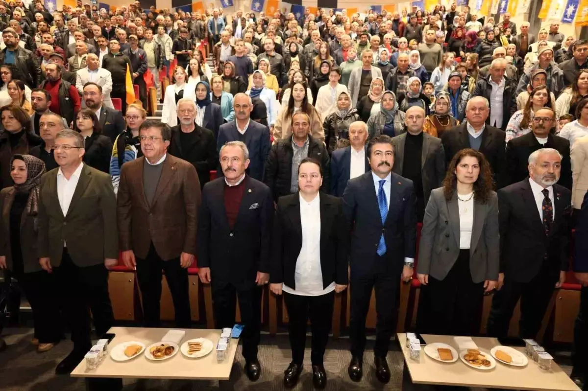 AK Parti İl Başkanı Subaşıoğlu; "700 günde Denizli\'ye hiçbir hizmet yapmadınız"