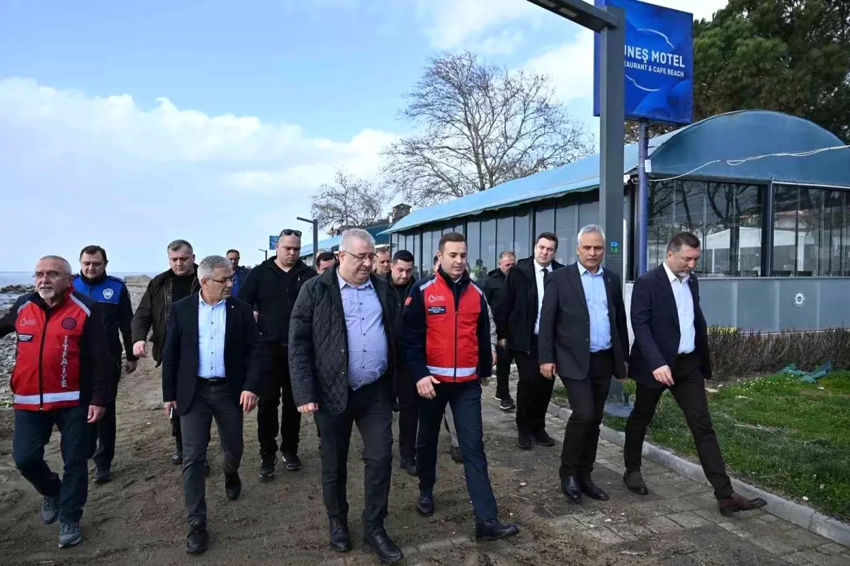 Akın, Lodos\'un vurduğu Körfez\'de