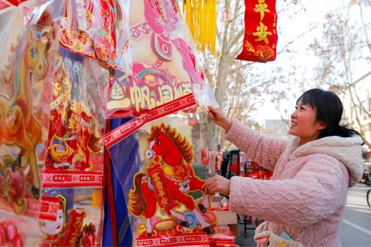 Çin\'de Bahar Bayramı Kutlamaları Başladı