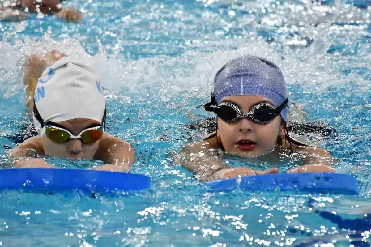 Büyükşehir Belediyespor, "Hedefi olan sporcular yetiştiriyoruz"