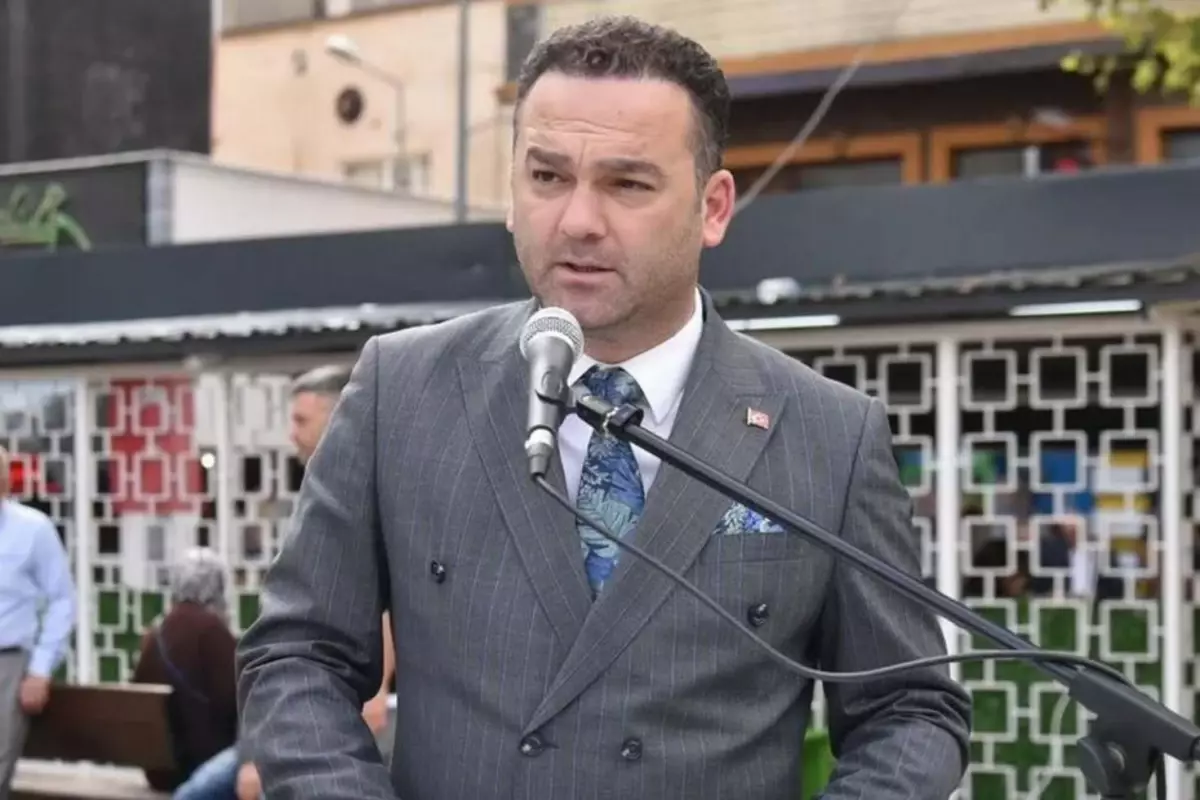 CHP, taciz suçlamasıyla tutuklanan belediye başkanını disipline sevk etti