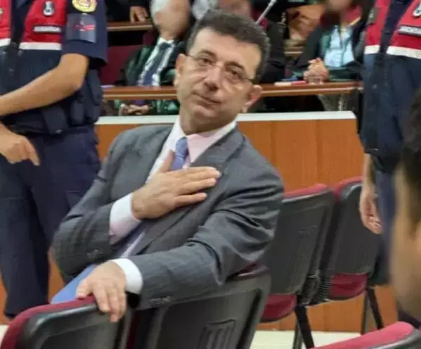 Ekrem İmamoğlu'nun yargılandığı diploma davası 6 Temmuz'a ertelendi