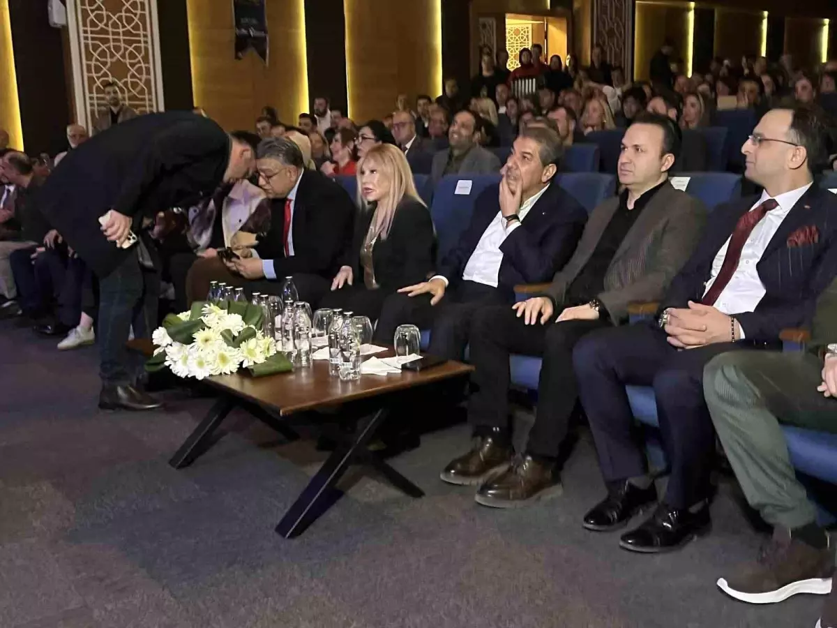 Esenler\'de "5. Radyonun Yıldızları" ödülleri sahiplerini buldu