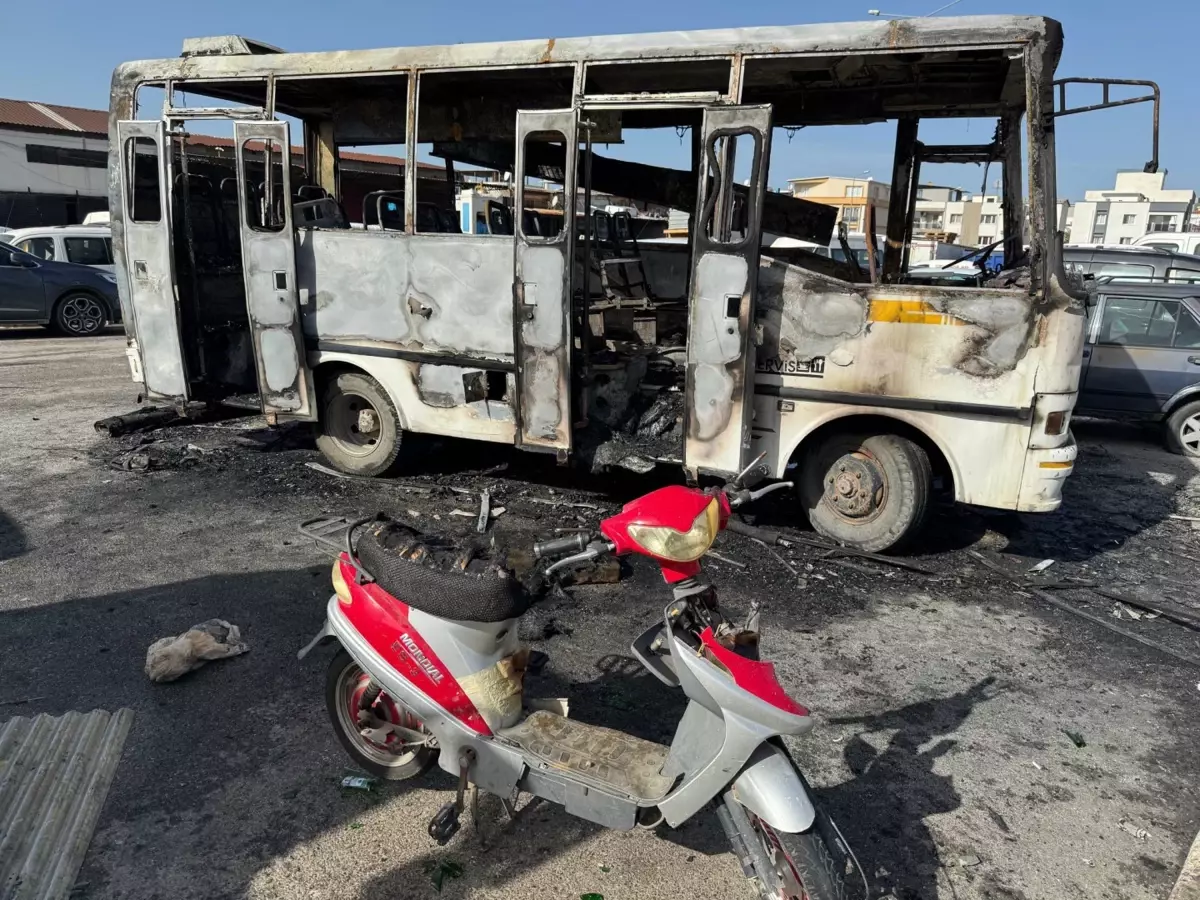 Hurda otobüsteki yangın kamerada: 16 yaşındaki Abdullah öldü; 3 gözaltı