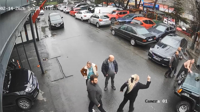 Maslak'ta eski ortağının iş yerini silahla bastı; tehdit edip soyundu Maslak'ta eski ortağının iş yerini silahla bastı; tehdit edip soyundu