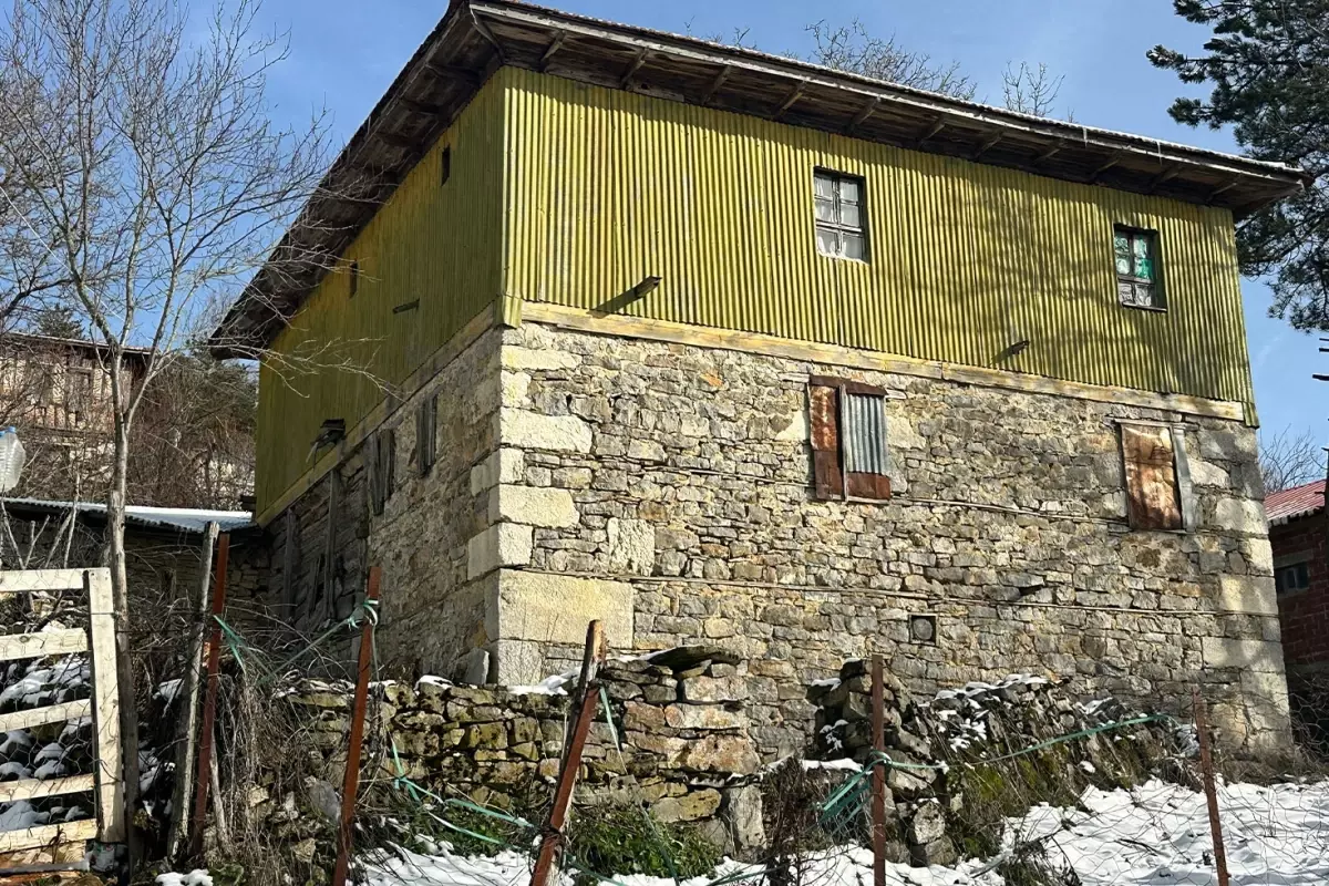 Bu köyde evlerin duvarları sırlarla dolu! Bin 750 yıl sonra keşfedildi