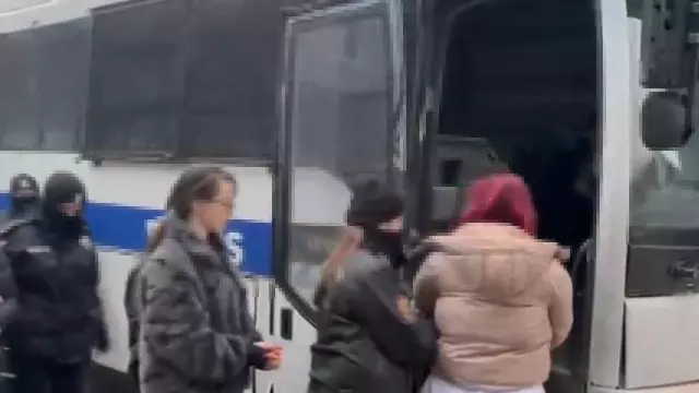 OnlyFans operasyonunda gözaltına alınan 17 şüpheli tutuklandı OnlyFans operasyonunda gözaltına alınan 17 şüpheli tutuklandı