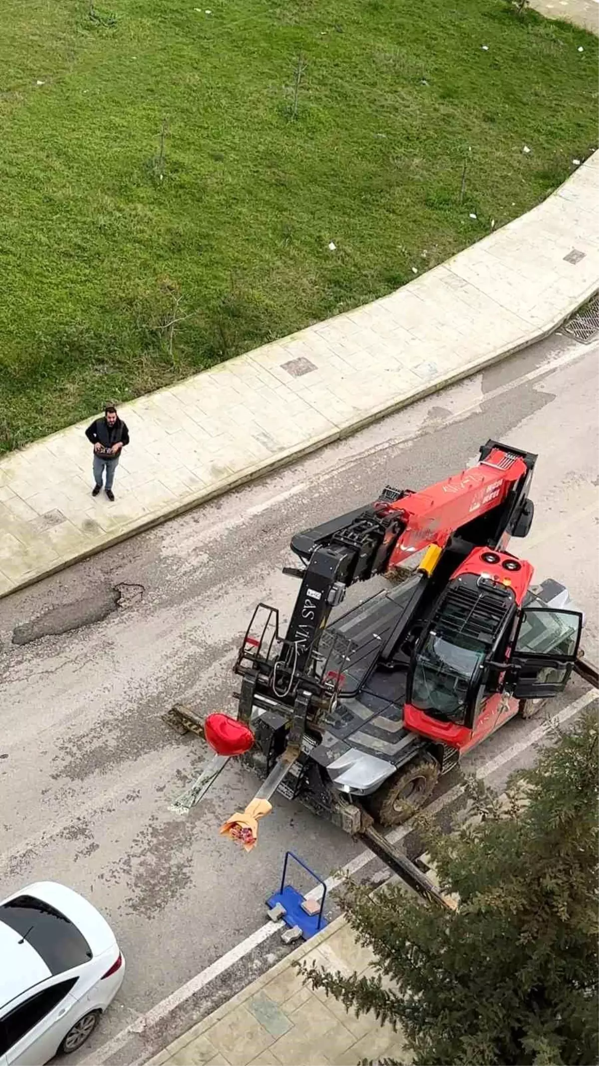 Edirne\'de Kepçe İle Romantik Sürpriz