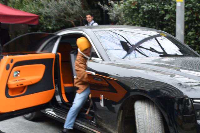 Ünlü şarkıcıdan 50 milyonluk araba açıklaması Ünlü şarkıcıdan 50 milyonluk araba açıklaması