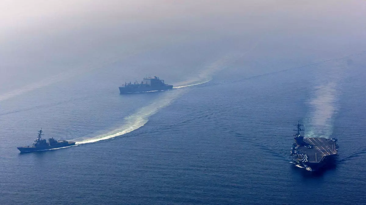 USS Abraham Lincoln İran Açıklarında