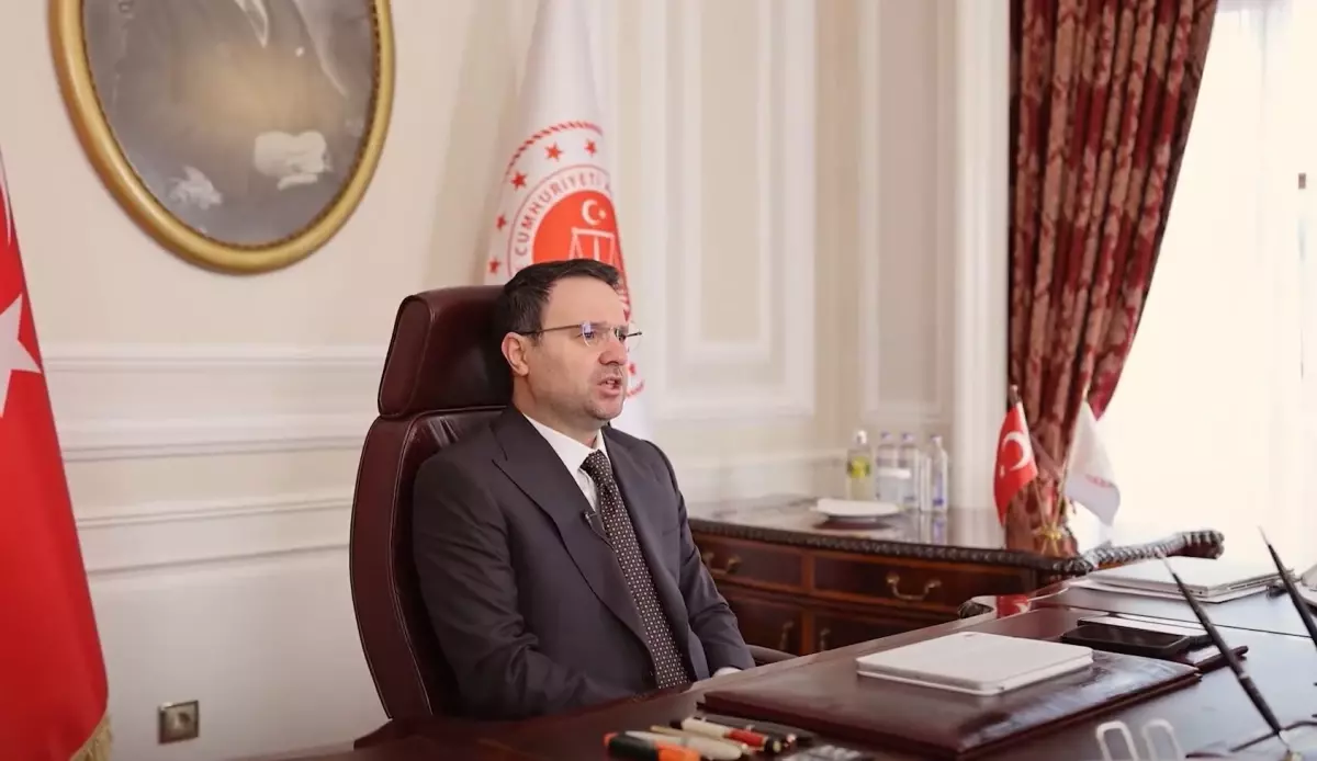 Akın Gürlek, 4 meslek grubuna videolu mesaj gönderdi