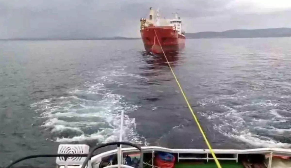 Çanakkale Boğazı\'nda Gemi Arızası