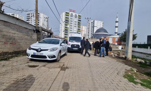 Gelinlik yerine kefen giydi: 4 gün önce nişanlanan Kübra'nın acı sonu