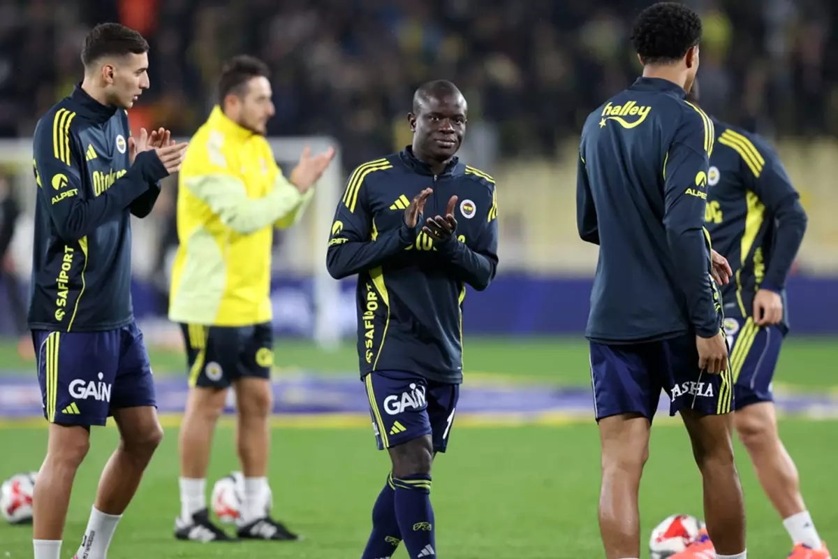 Kante\'den Fener taraftarını mest eden hareket