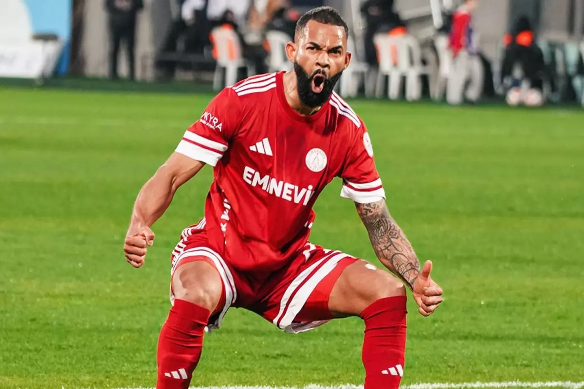 Küme düşmeye hiç niyetleri yok! Ümraniyespor, Boluspor\'u dörtledi