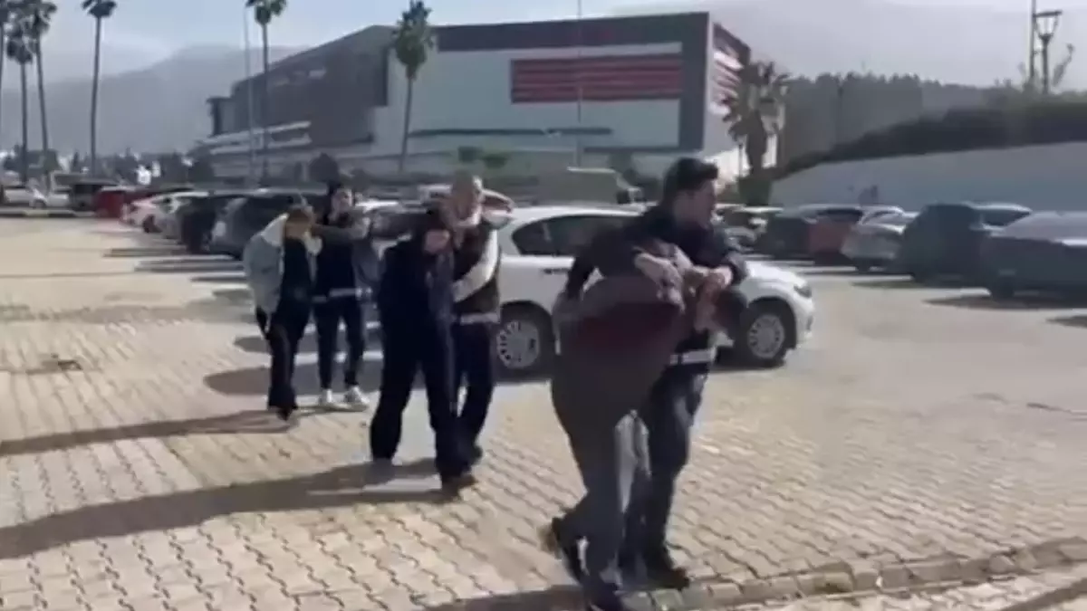 İskenderun\'da Hırsızlık: Aile Tutuklandı