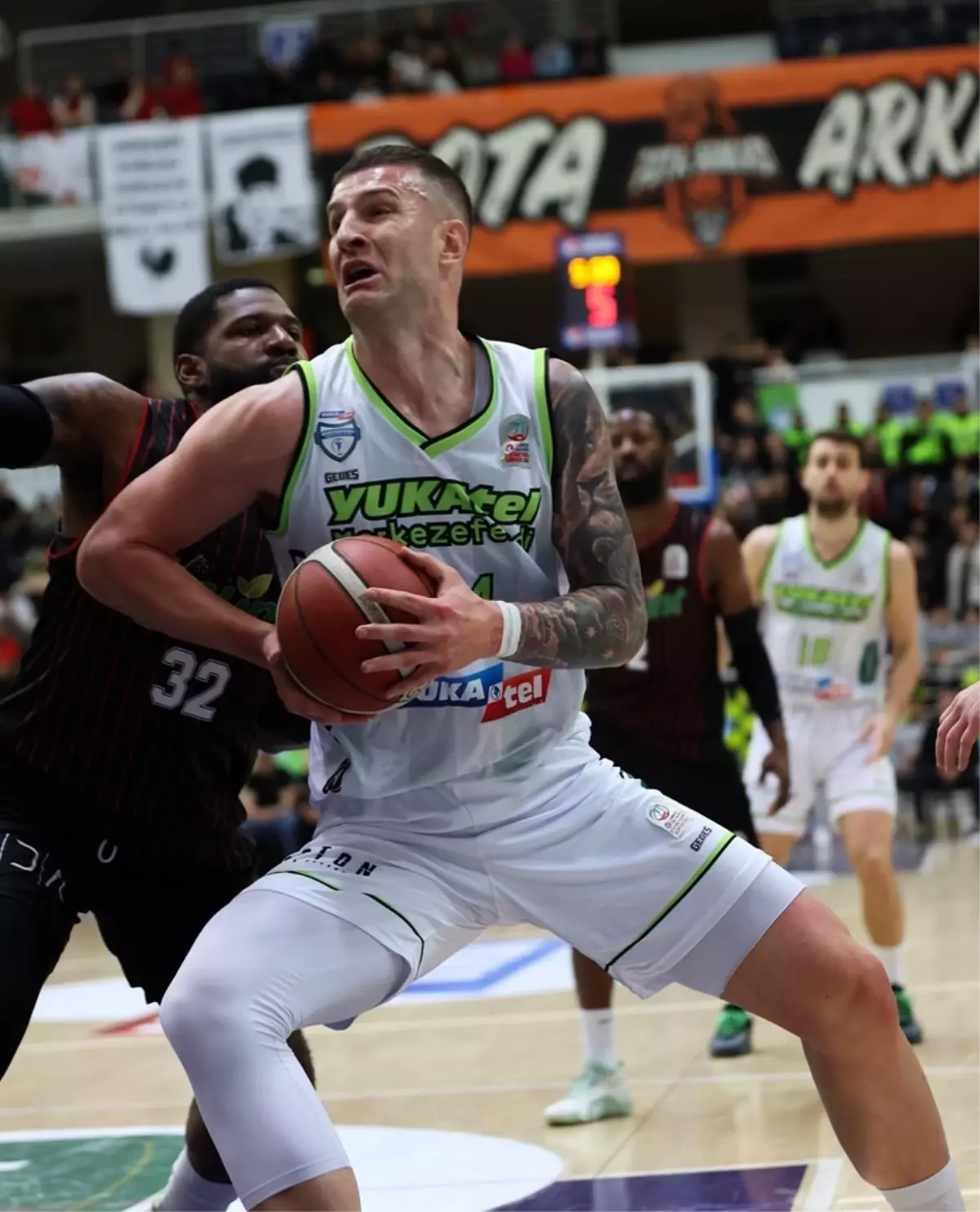 Alen Omic Slovenya Milli Takımı\'nda