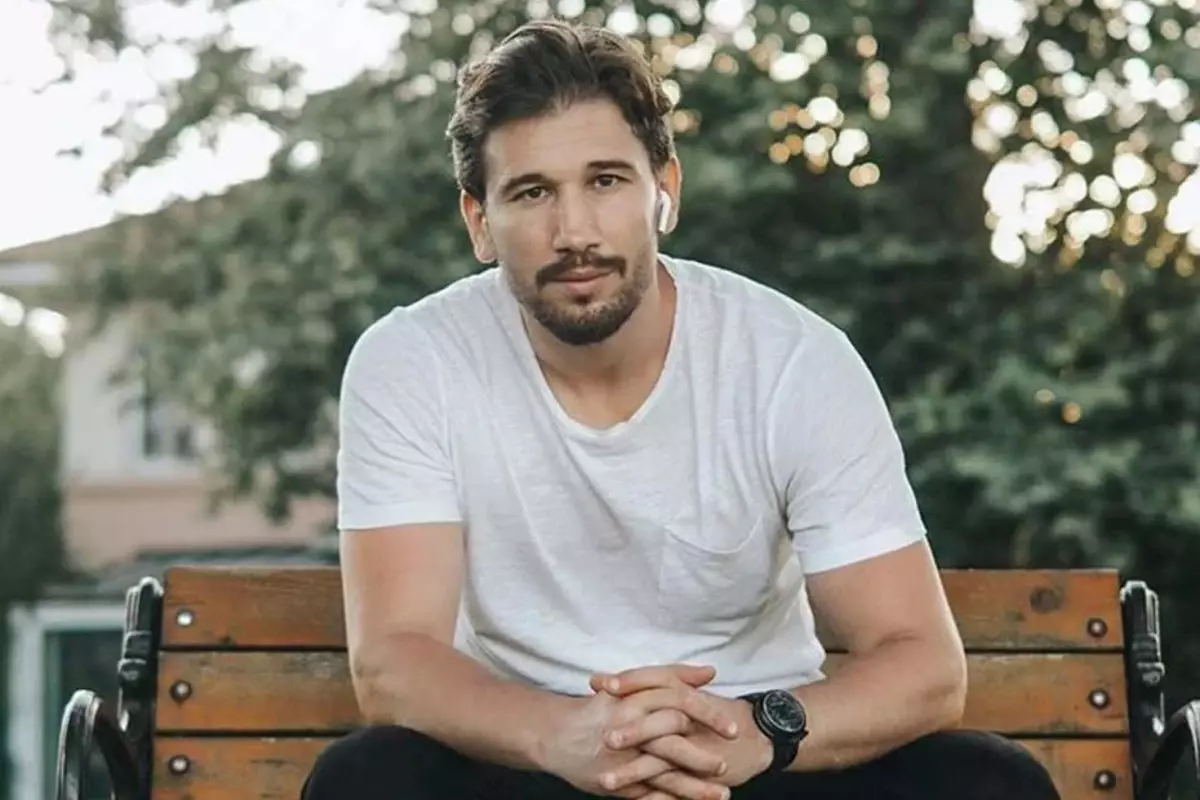 Ünlü boksör Adem Kılıçcı uyuşturucu soruşturmasında gözaltına alındı.