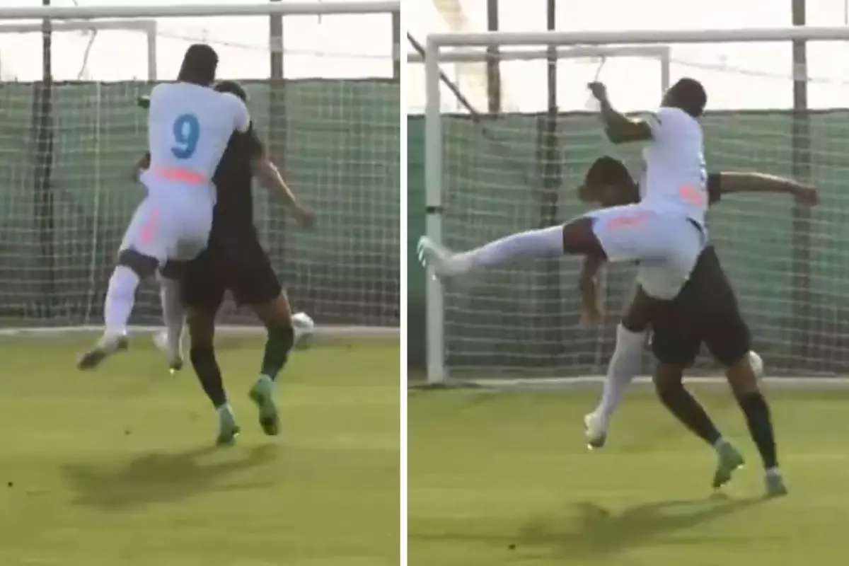 Uslanmıyor! Jhon Duran, Zenit\'teki ilk maçında rakip futbolcuya tokat attı