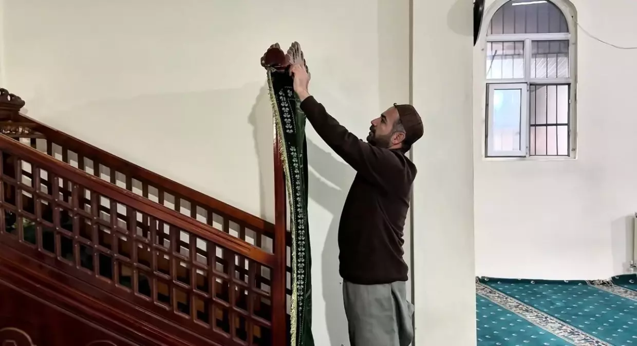 Yüksekova\'da Camiler Ramazan\'a Hazır