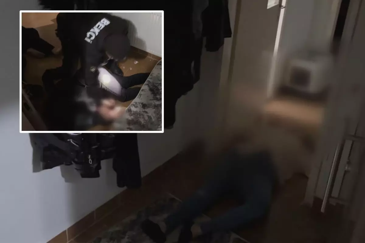 Eski eşini ve kuzenini öldürüp aynı silahla intihar etti