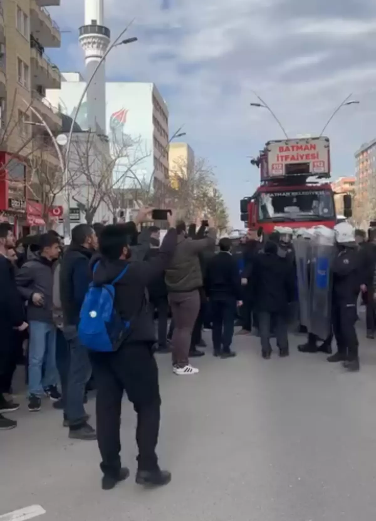 Batman\'da Pankart Gerginliği