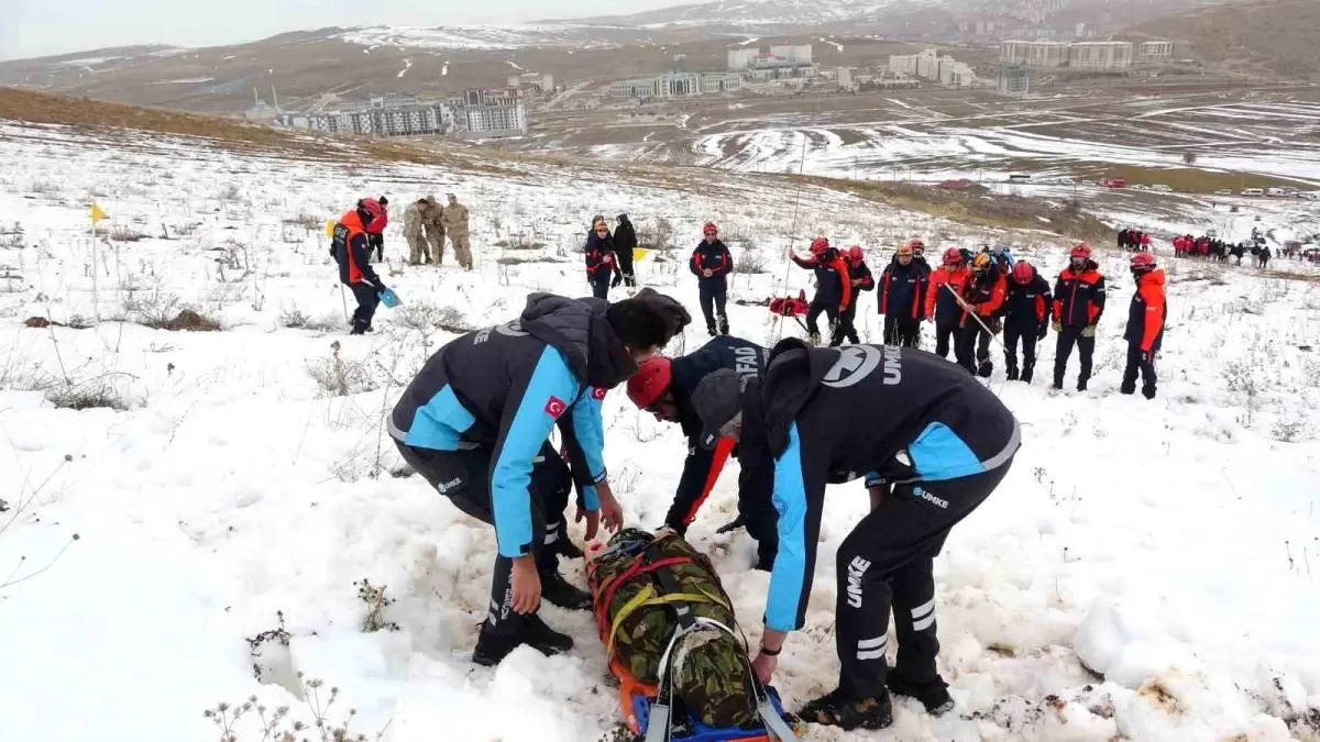 Bayburt\'ta Çığ Tatbikatı Gerçekleştirildi