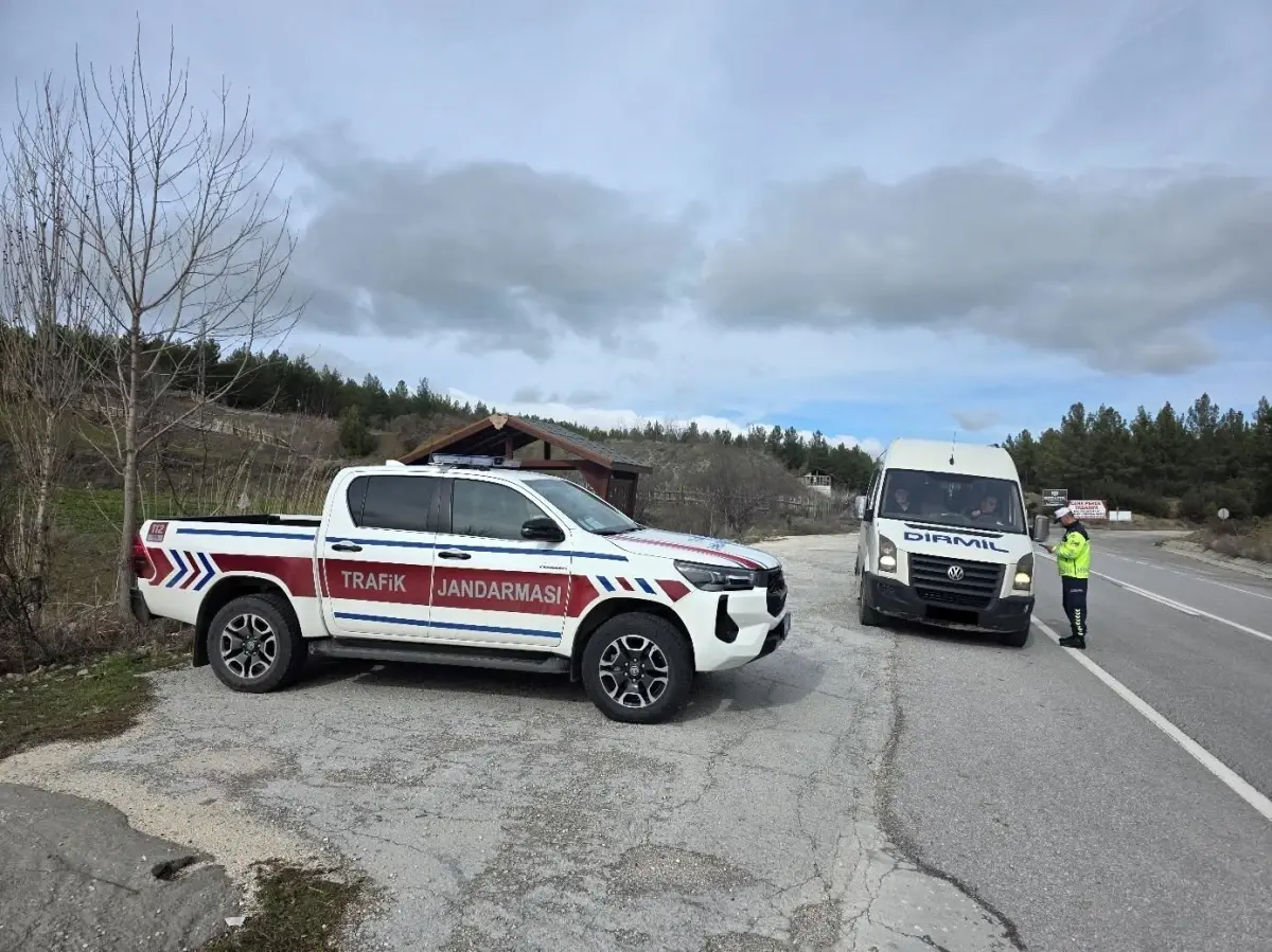 Burdur\'da Trafik Denetimi: 622 Ceza, 84 Araç Men