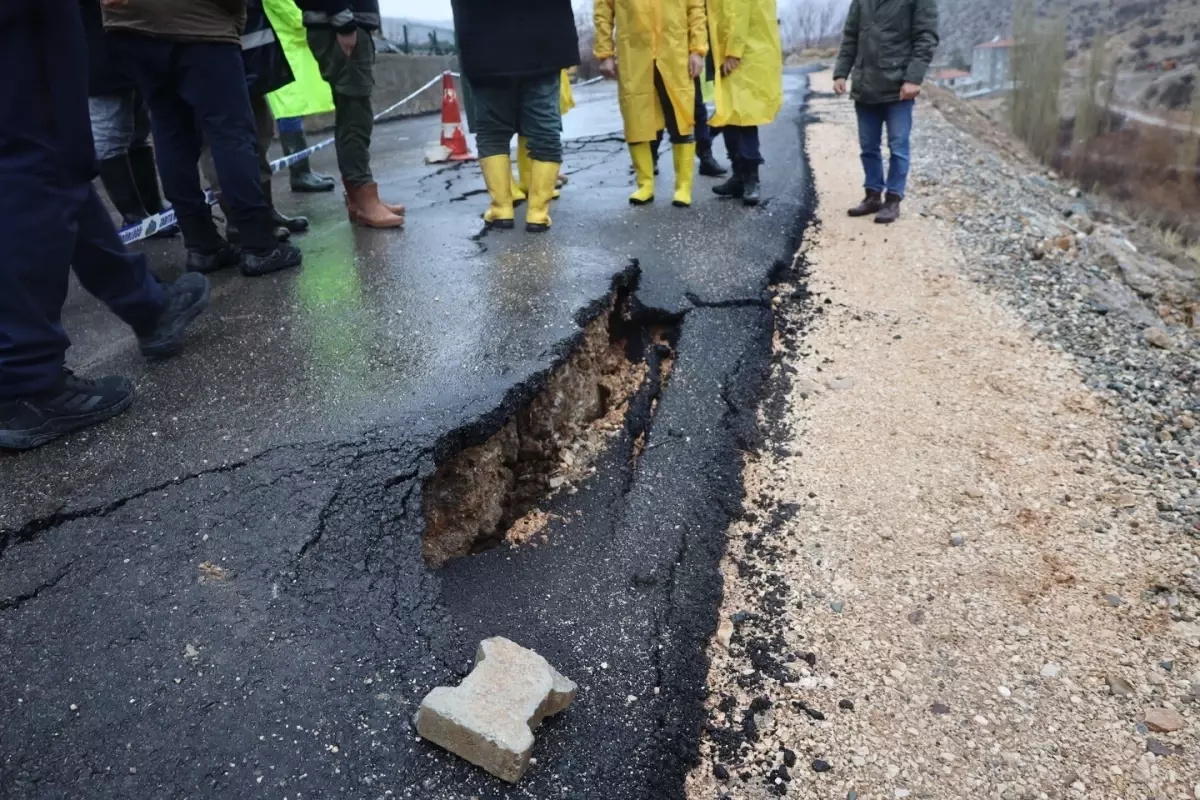 Yahyalı\'da Sağanak Sel Felaketi