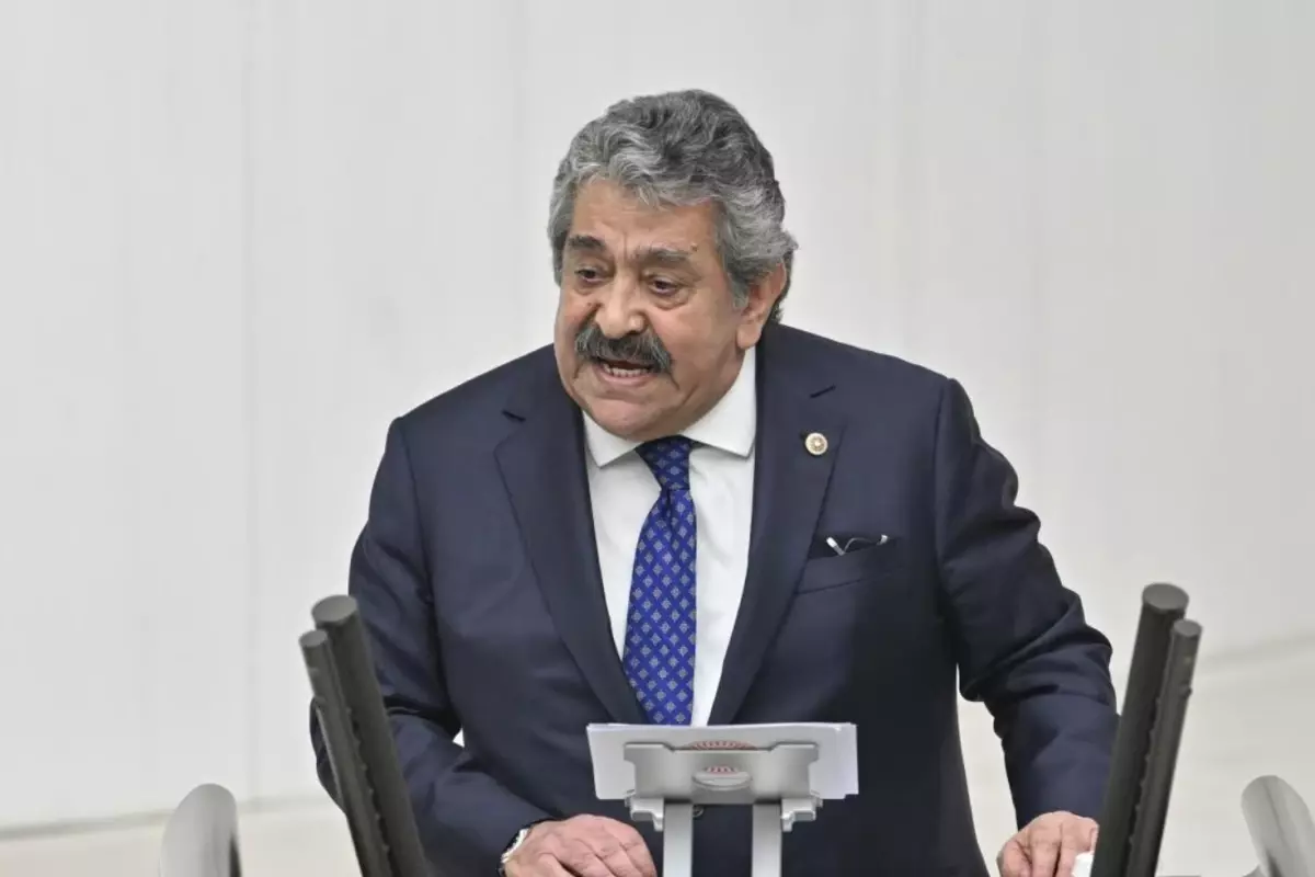 MHP\'li Yıldız\'dan komisyon raporu çıkışı! Tartışmaya açılmayacak başlıkları tek tek sıraladı