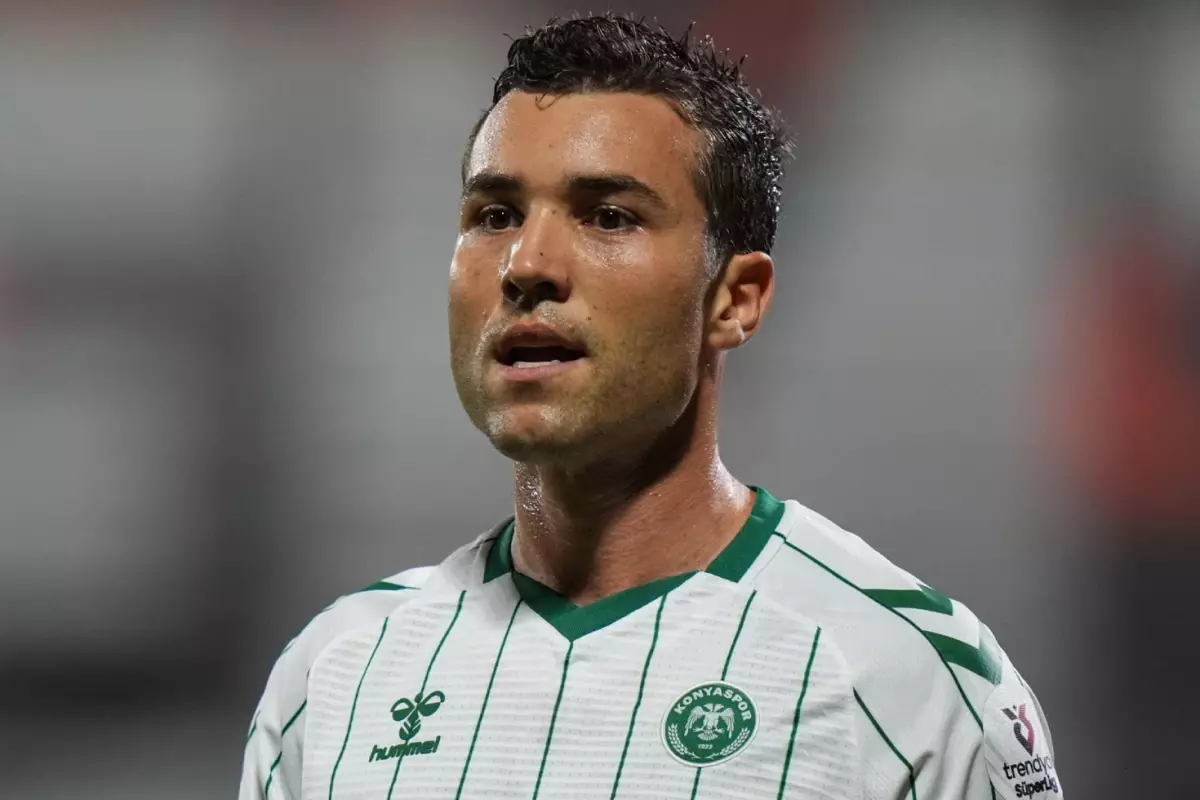 Konyaspor\'da Galatasaray maçı öncesi kadro dışı 