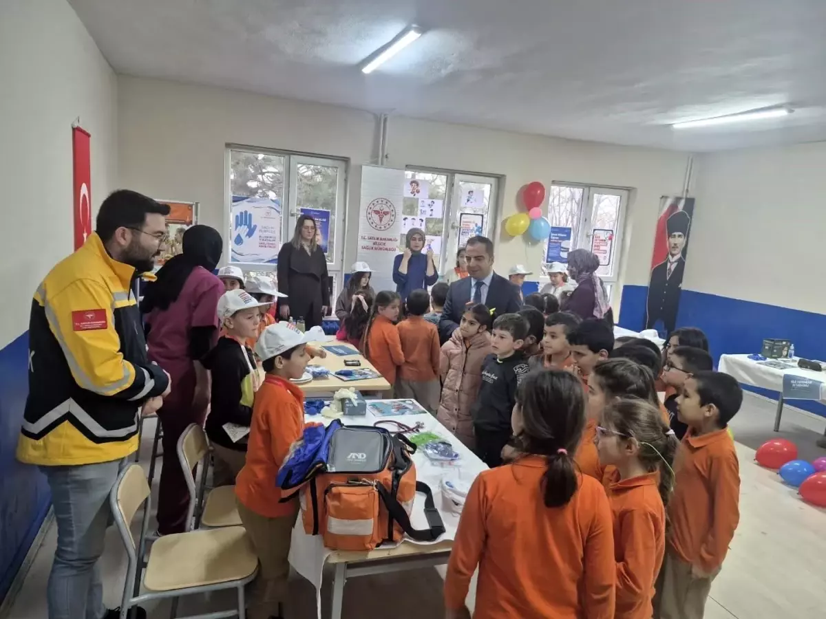 Yenipazar\'da Miniklere Sağlık Bilinci Aşılandı