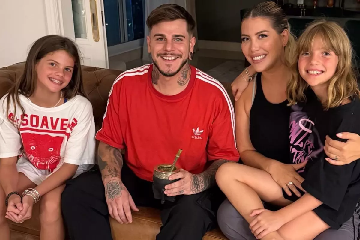 Icardi\'nin kardeşinden Wanda Nara\'ya sürpriz ziyaret