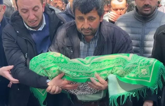 İmamın en zor görevi: Cenaze namazını kıldırırken fenalık geçirdi