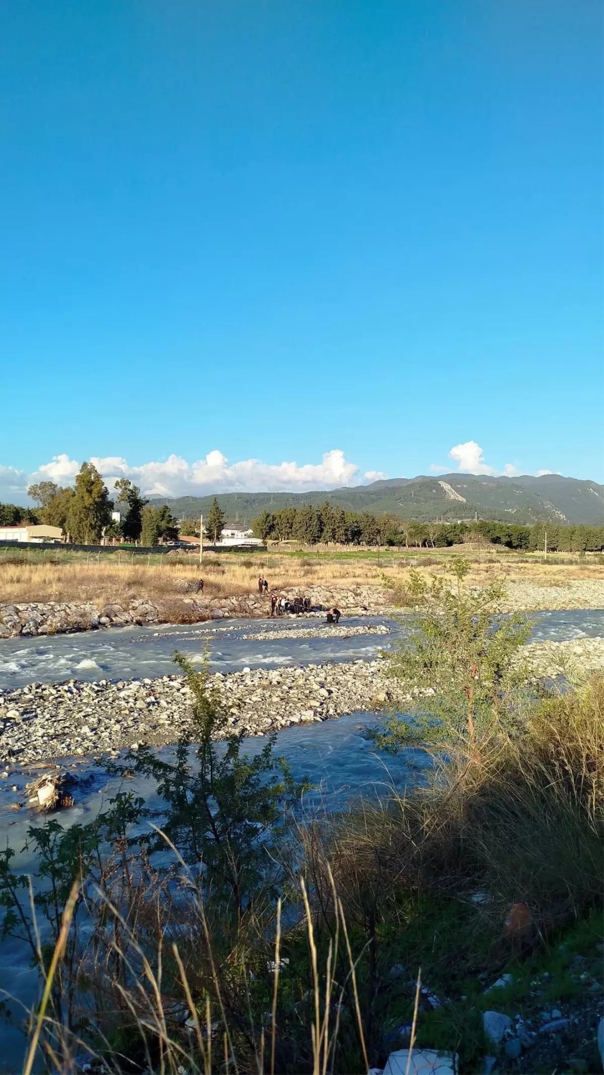 Köprüden çaya düşen çocuktan acı haber