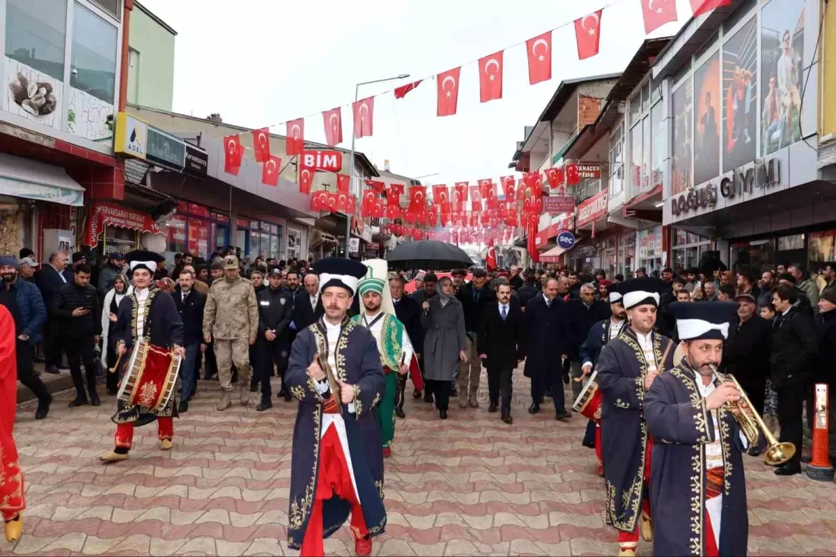 Kaymakam Duman\'ın Şemsiye Krizi