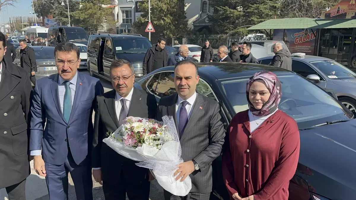 Bakan Kacır: Petrol ve doğal gazla sınır ötesi ortaklıkları derinleştiriyoruz