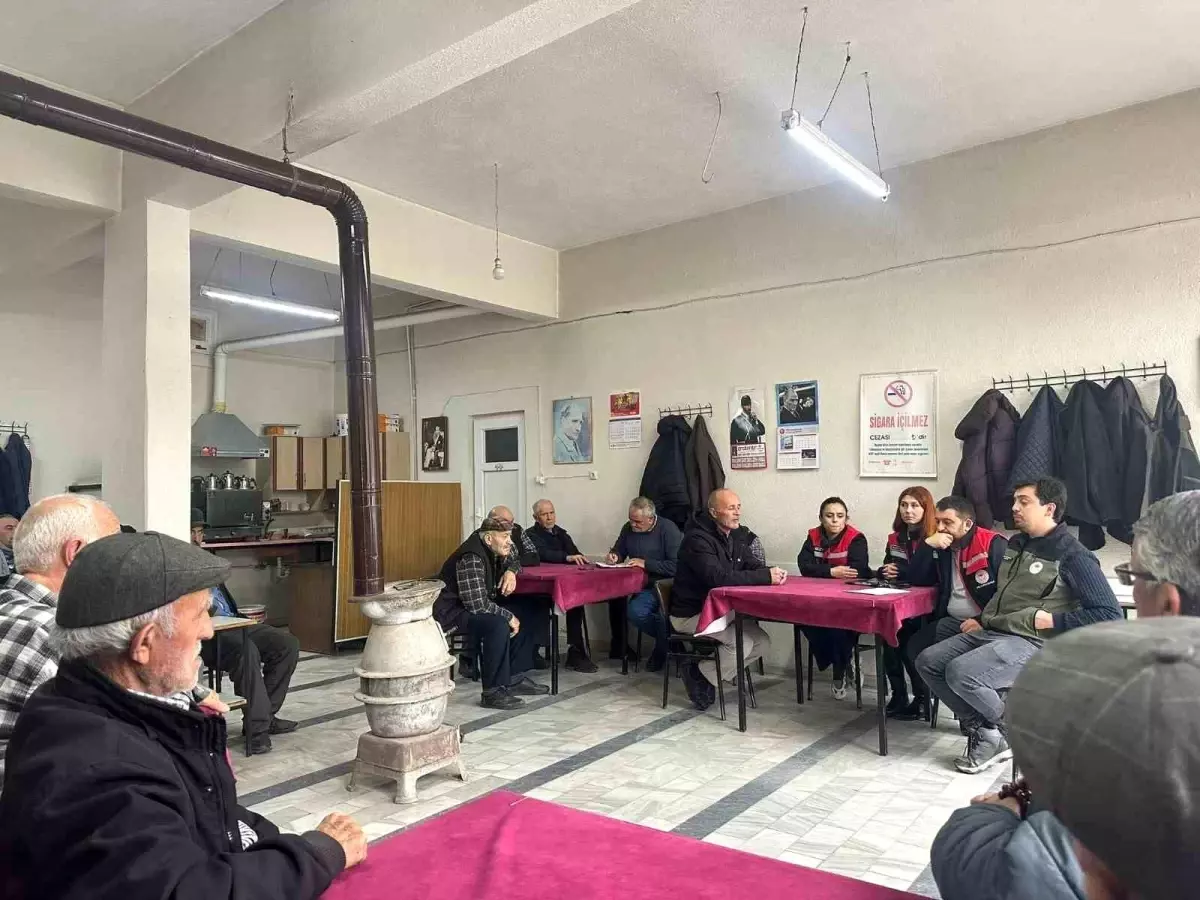 Afyon\'da Çiftçilere Bitki Koruma Eğitimi