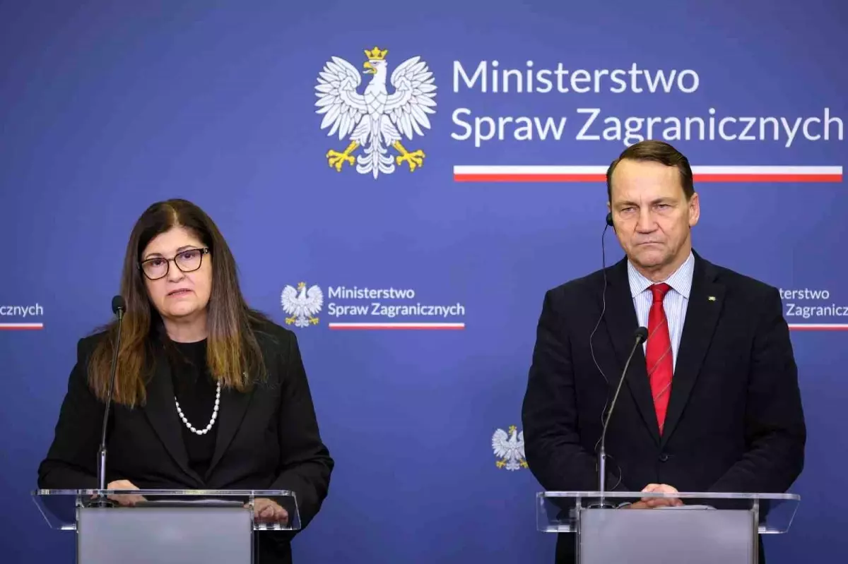 Filistin Barış Kurulu\'na Dahil Olmalı