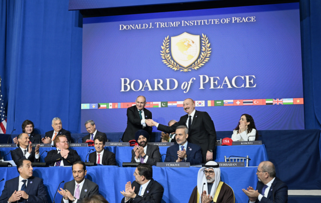 Fotoğrafı gören herkes aynı soruyu soruyor: Ne oldu Aliyev?