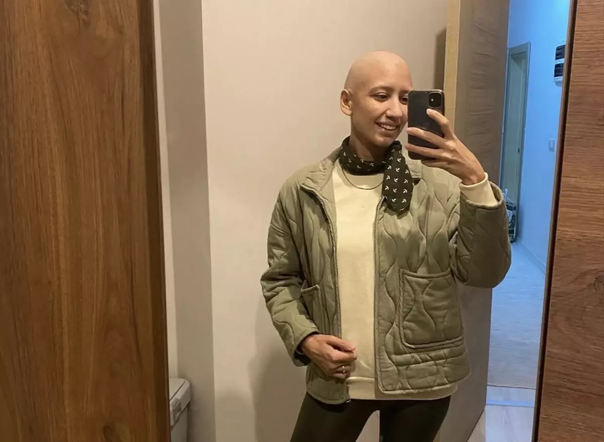 Kanseri Yenen Öğretmene Kutlama