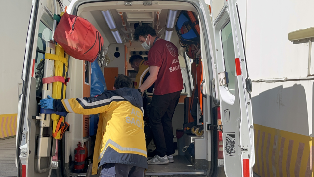 Otoparkın tuvaletine girenler korkunç manzarayla karşılaştı Otoparkın tuvaletine girenler korkunç manzarayla karşılaştı