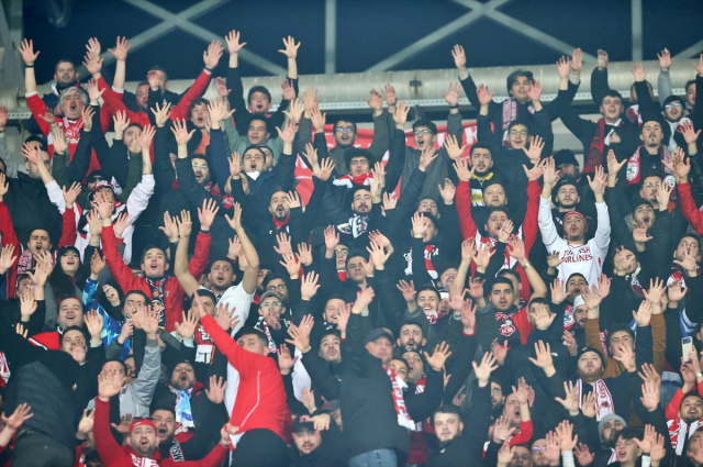 Samsunspor, KF Shkendija'yı tek golle devirdi