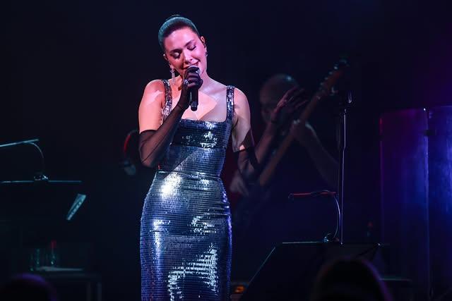 Yıllar sonra sahneye dönen Bergüzar Korel'den duygusal itiraf